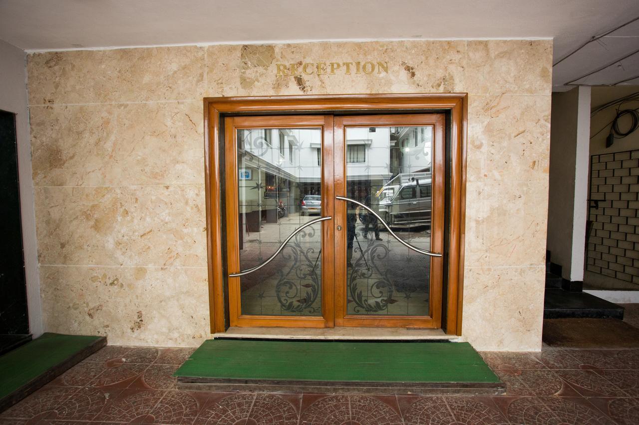 Oyo 14933 Rpr Residency Hotel Ченай Екстериор снимка