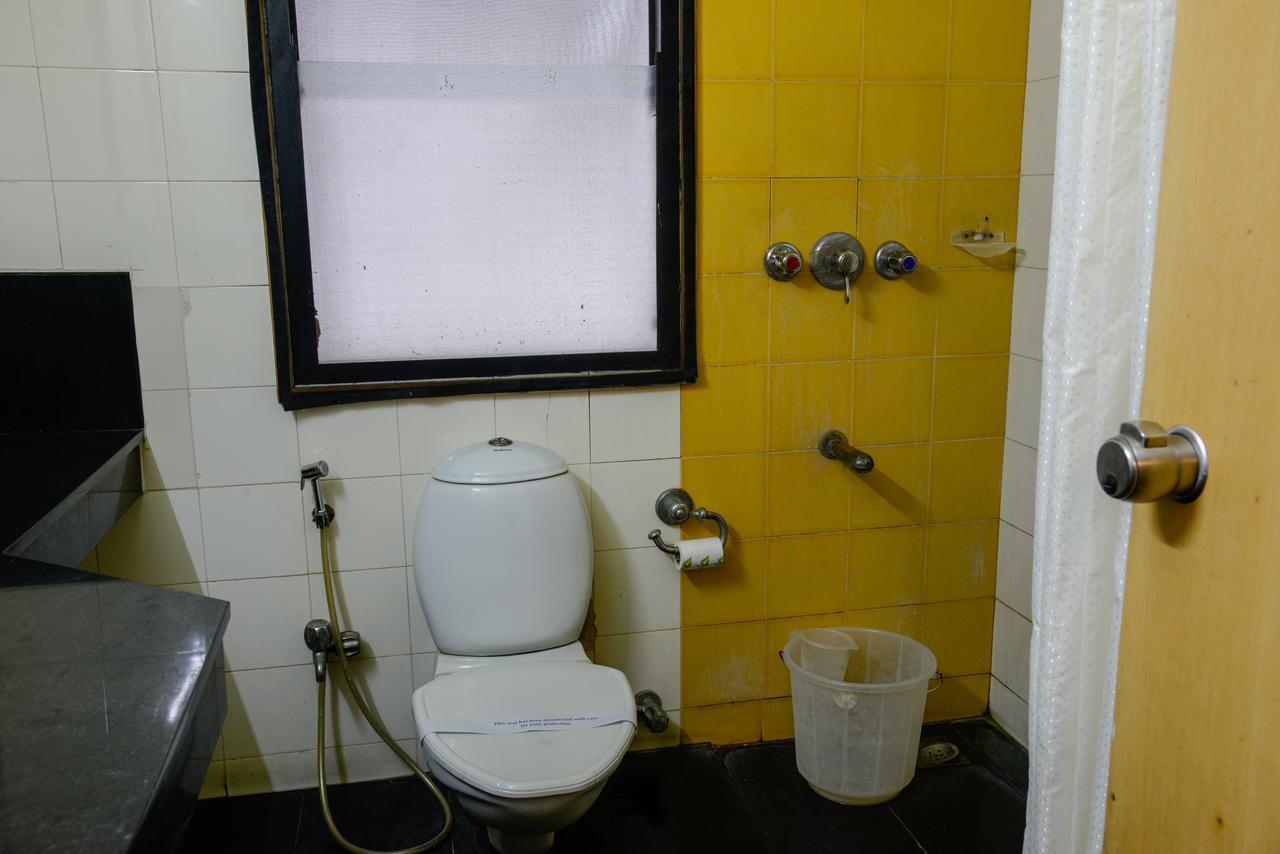 Oyo 14933 Rpr Residency Hotel Ченай Екстериор снимка
