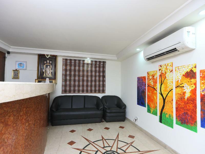 Oyo 14933 Rpr Residency Hotel Ченай Екстериор снимка
