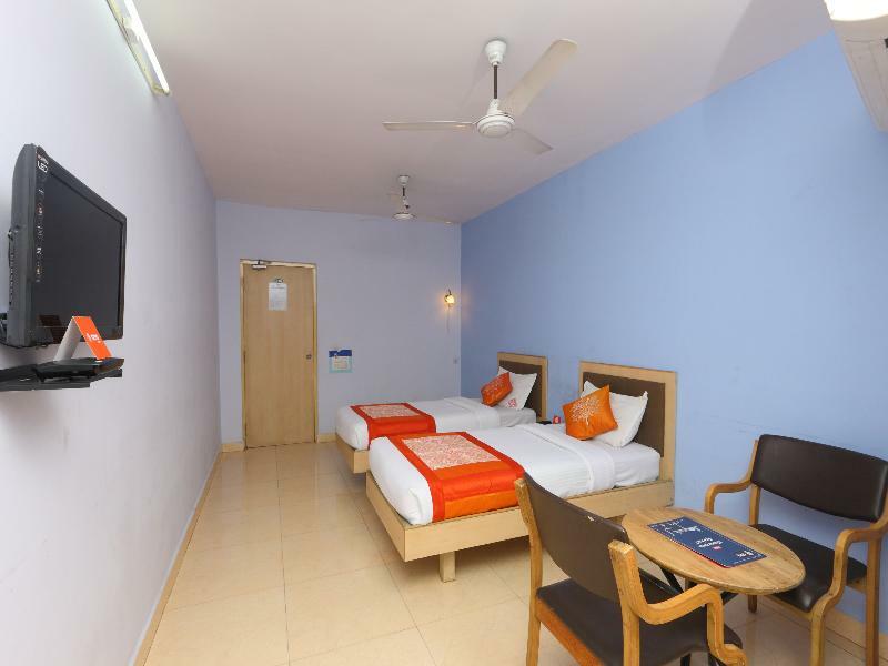 Oyo 14933 Rpr Residency Hotel Ченай Екстериор снимка